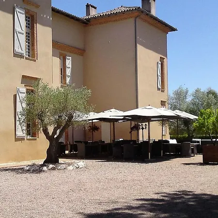 Holiday Maison Fleurie بيت للعطل *