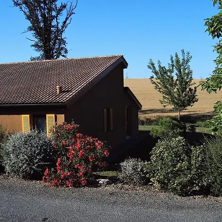 Holiday Maison Fleurie بيت للعطل *